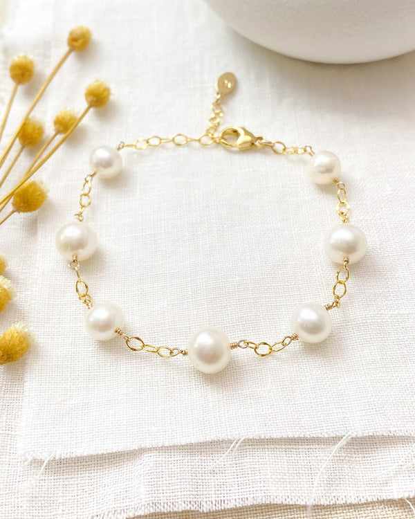 Gold Freshwater Pearl Station Bracelet - Marshcreekjewelry