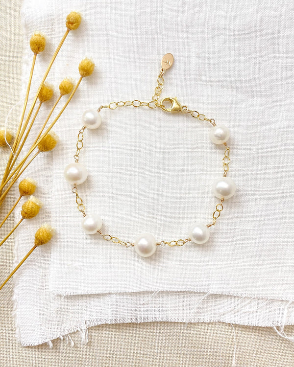 Gold Freshwater Pearl Station Bracelet - Marshcreekjewelry